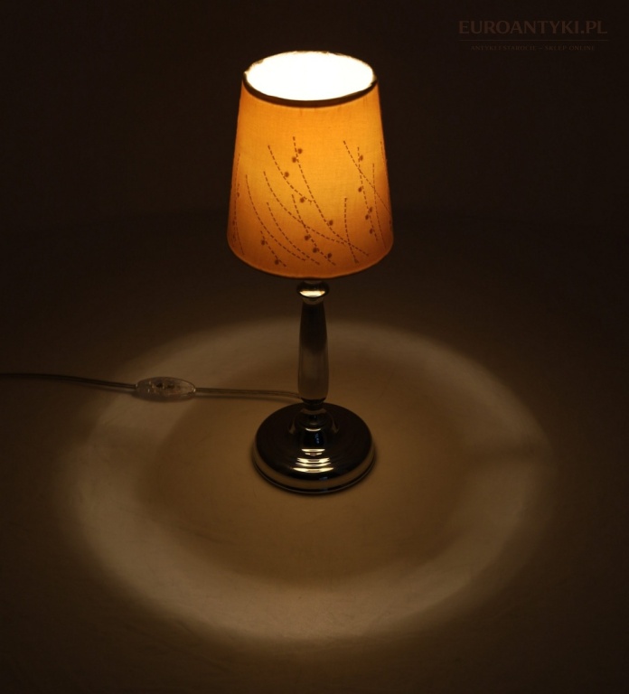 srebrna lampka stołowa retro